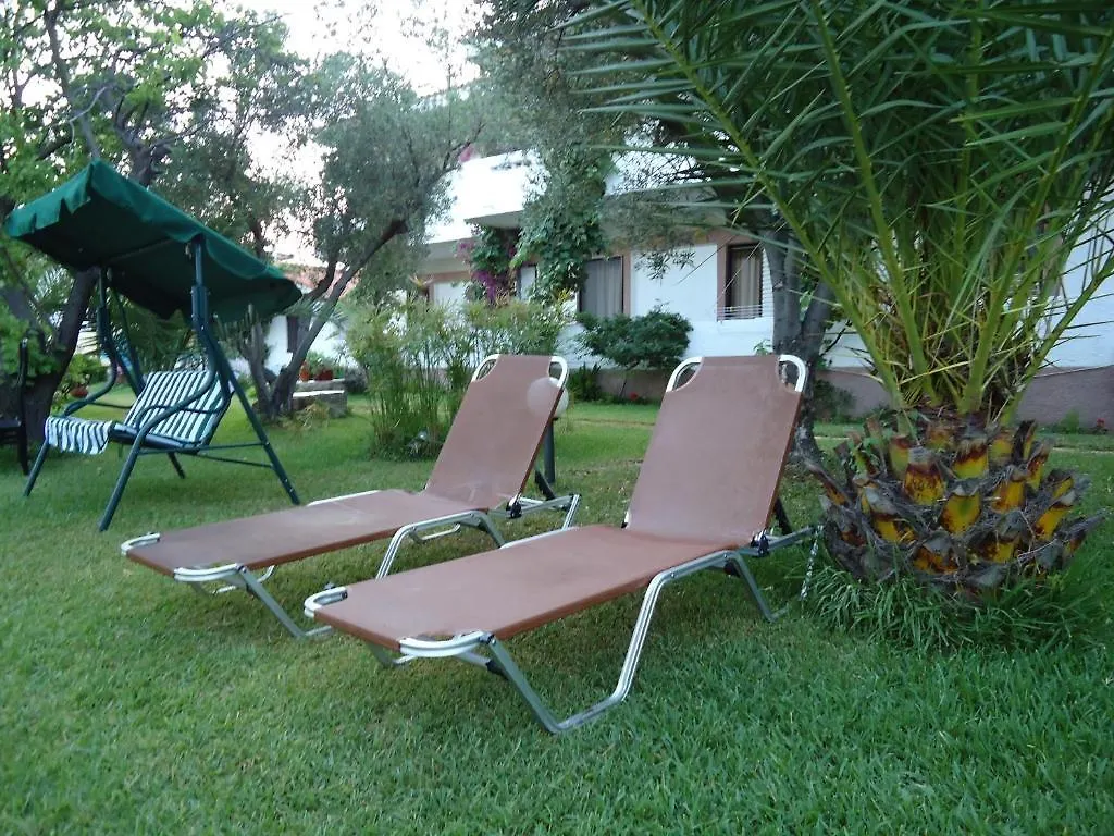 Hotel de apartamente Studios Lainis Toroni